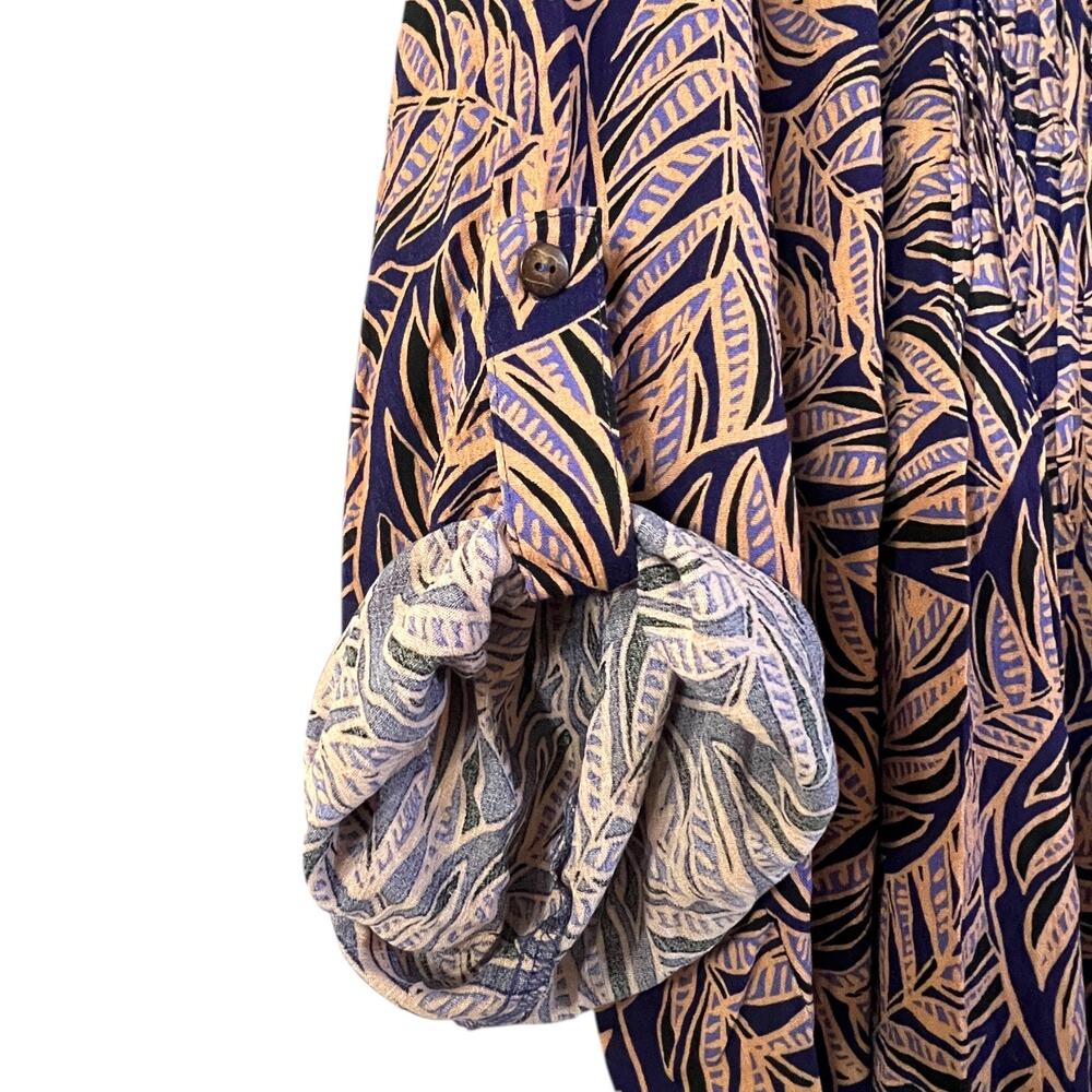 Avenue SIZE 26/28 Leaf Patterned Button Up Top Ol… - image 6